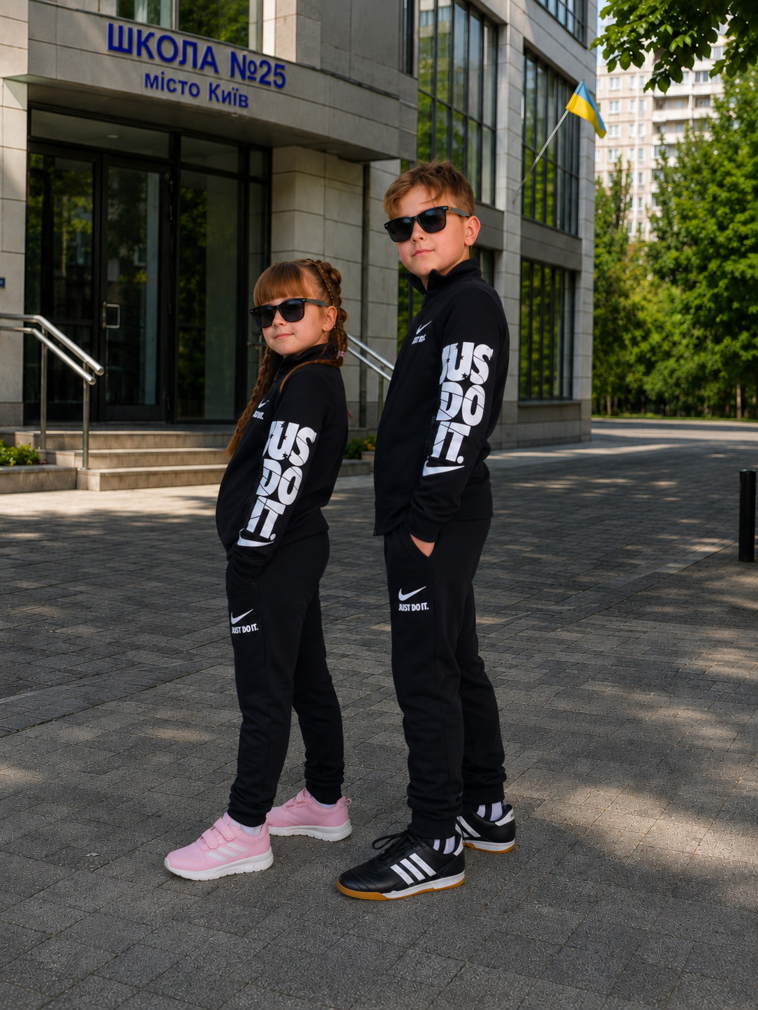 Чорний дитячий спортивний костюм Nike Just Do It